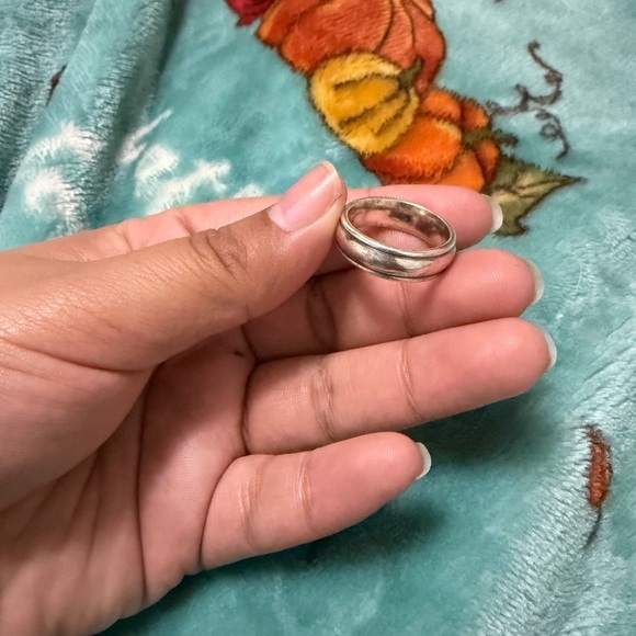 James Avery Wedding Band - Picture 2 of 6